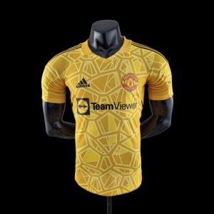 Player Version 22/23 Manchester United Yellow Goalkeeper