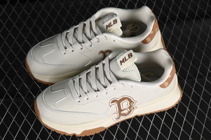 New York Yankees MLB Chunky Runner Denim Monogram Lightweight Casual Sneakers - 3ASHCRM3N43BRS