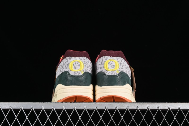 Nike Division Street x Air Max 1/87 Retro Casual Sneakers - HQ2639-100