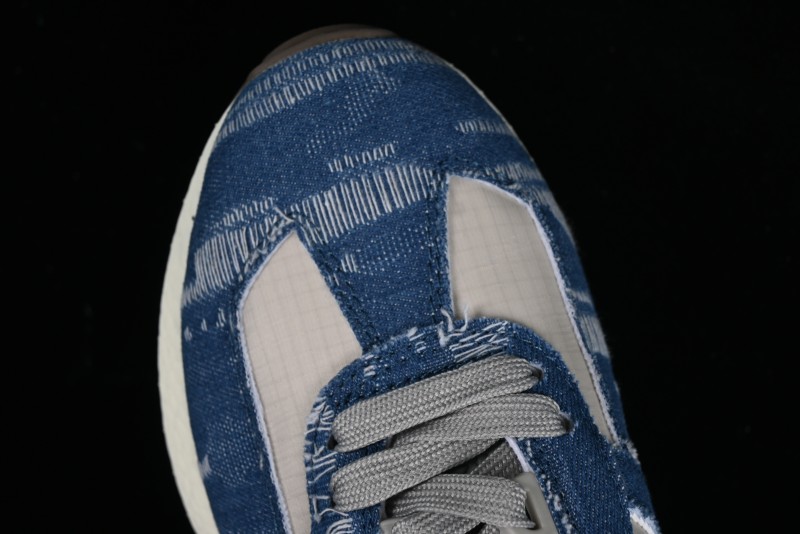 Adidas Retropy E5 Running Shoes with Popcorn Foam Technology - H03070