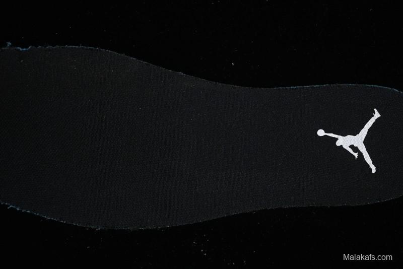 Nike Air Jordan Legacy 312 Low Sneakers with Velcro Strap and Triple Design - HV1811-101