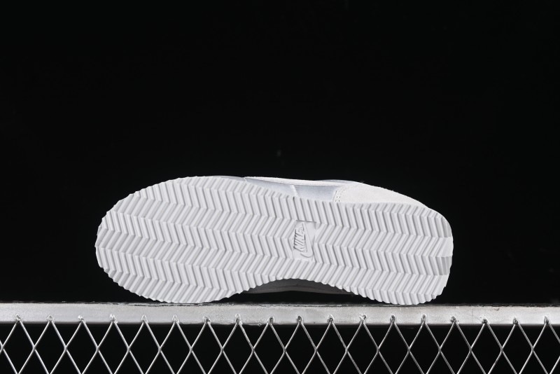 Nike Classic Cortez Leather Retro Running Shoes - FV5420-001