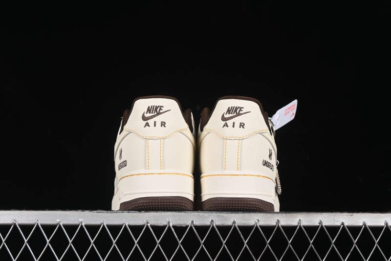 Nike Air Force 1 '07 Low UN Collaboration Casual Sneakers in Off-White with Yellow Stitch - KK3333-002