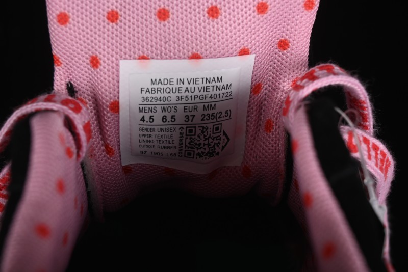 Converse One Star Hello Kitty Collaboration Low-Top Casual Sneakers with Embroidered Bow - 362940C