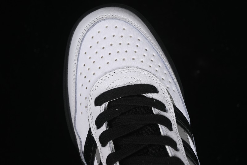 Adidas Originals Tyshawn IF9712 Comfortable Durable Low-Top Skate Shoes - IF9712
