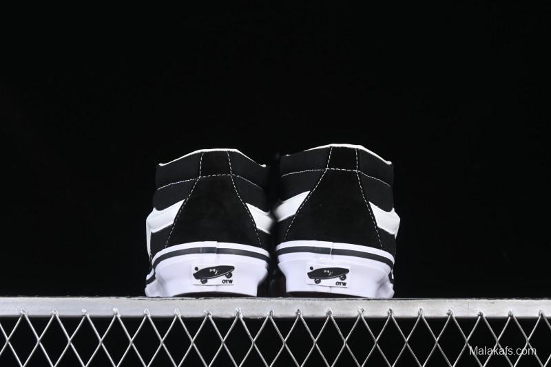 Vans HommeGirls x Vans Sk8-Mid Fashion Casual Mid-Top Canvas Sneakers with Bold Side Stripes - VN000NBNCJK