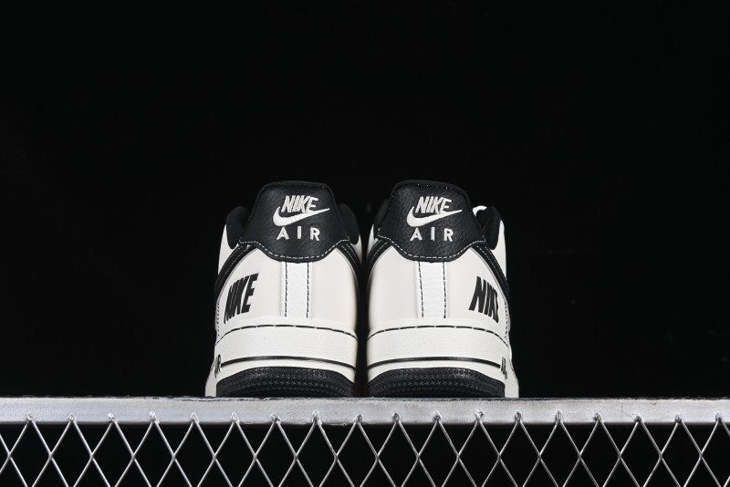 Nike Air Force 1 '07 Low Collaboration Sneakers with Black Stitch Dual-Color Sole - CH6336-515