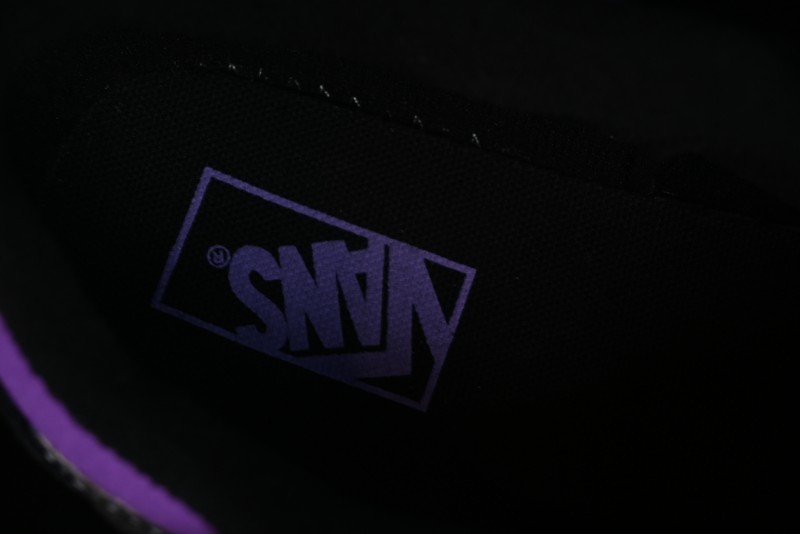 Vans Classics Knu Skool Black Purple Slip-On Shoes - VN0009QCSWE