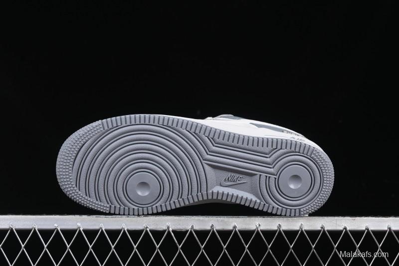 Nike Air Force 1 '07 Low Supreme Collaboration Polka Dot Swoosh Casual Sneakers - DM6688-023