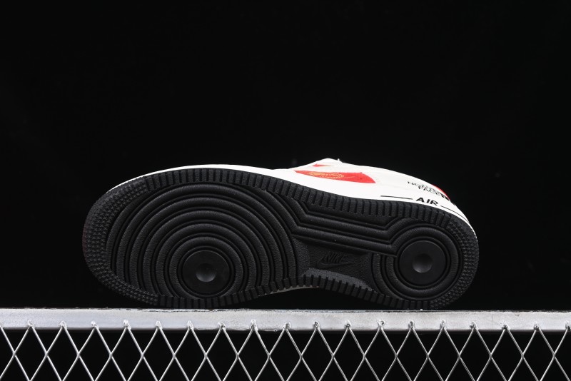 Nike Air Force 1 '07 Low The North Face Collaboration Year of the Snake Limited Edition Golden Snake Design Low-Top Casual Sneakers - DM6688-028
