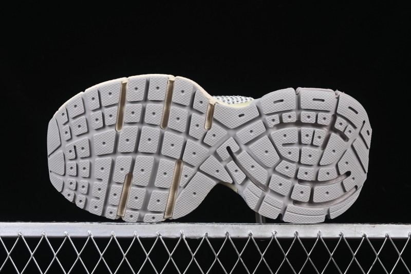 Balenciaga Phantom Sneaker - W3XFN9191