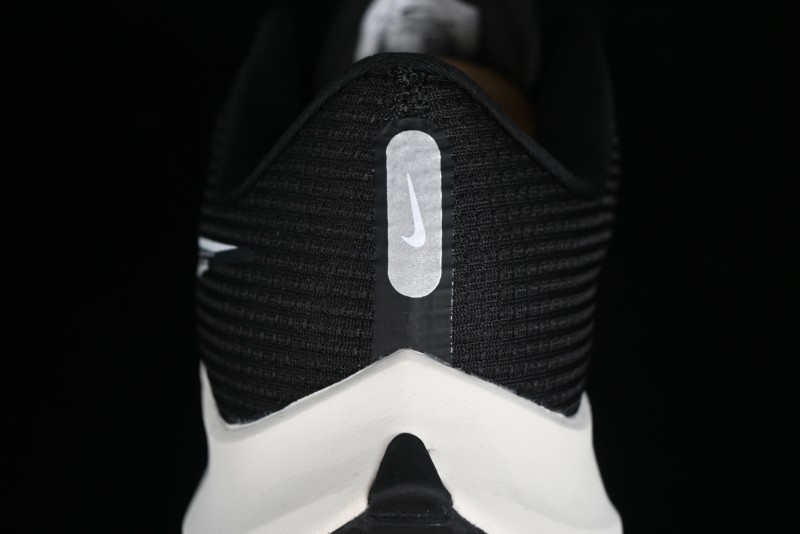 Nike Zoom Rival Fly 3 Lightweight Fabric Comfortable Cushioned Slip-Resistant Low-Top Casual Running Shoes - CT2405-011