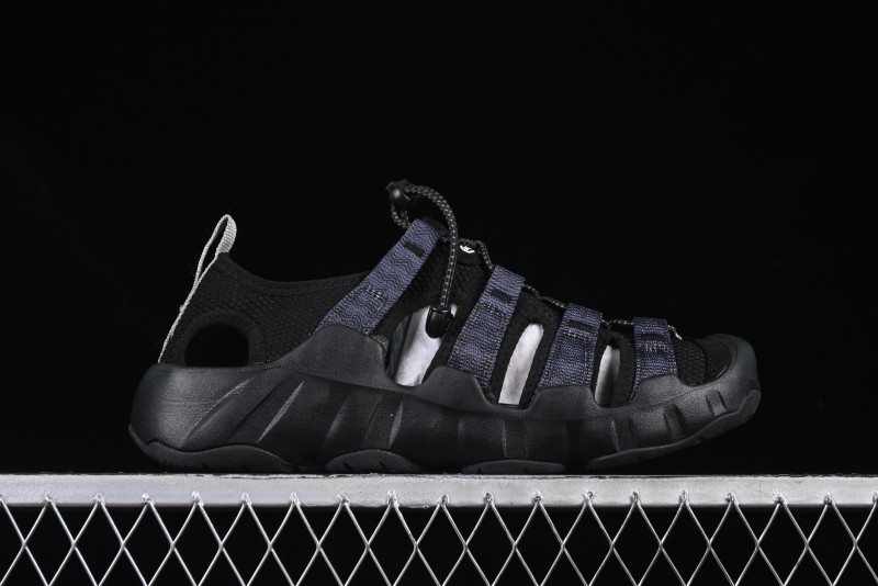 Keen Newport H2 Outdoor Sports Water Sandals with Toe Protection - 1026686BLACK