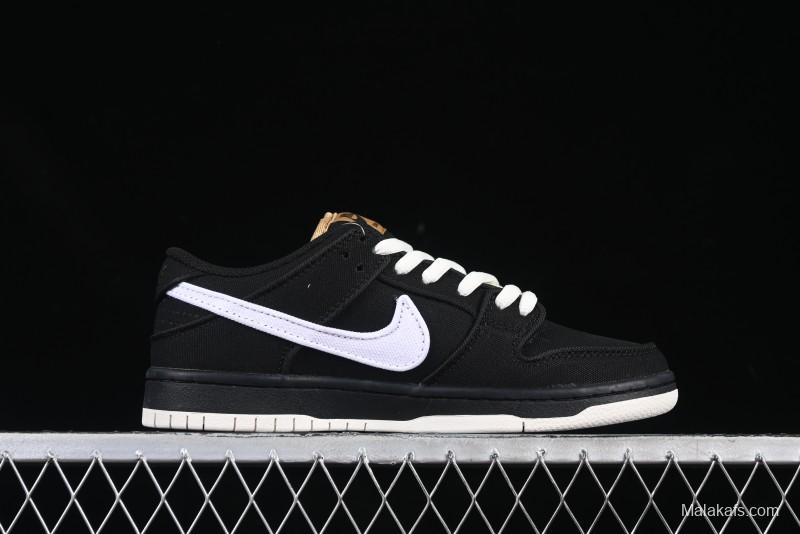Nike SB Dunk Low Premium Skateboarding Shoes in Black and White - FN5880-001