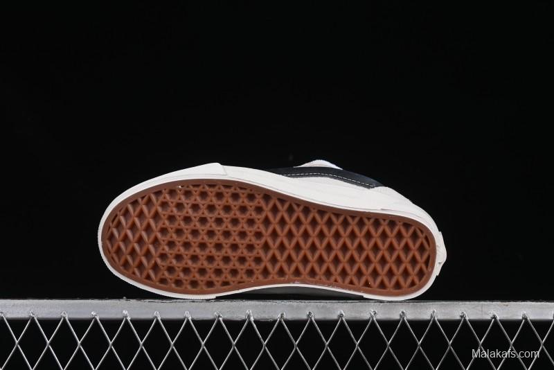 Vans Knu Skool Low-Top Retro Chunky Sneakers - VN0009QCD24