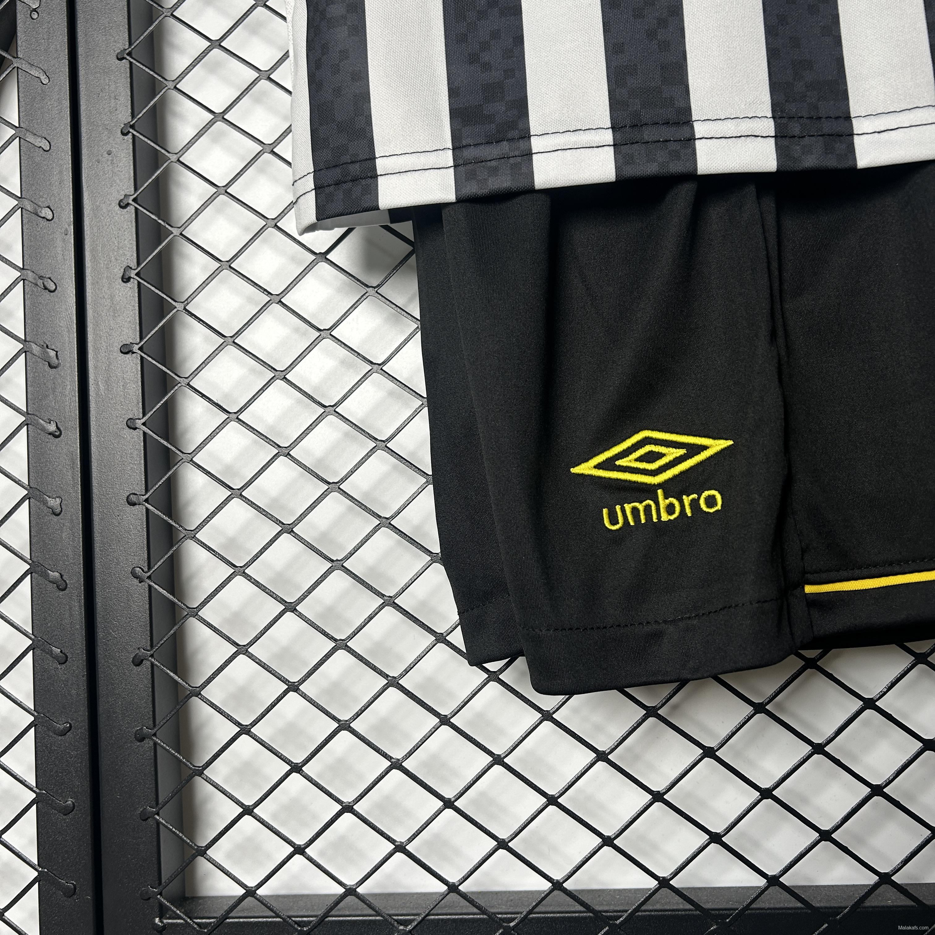 25/26 Kids Santos Away Size 16-28 Jersey