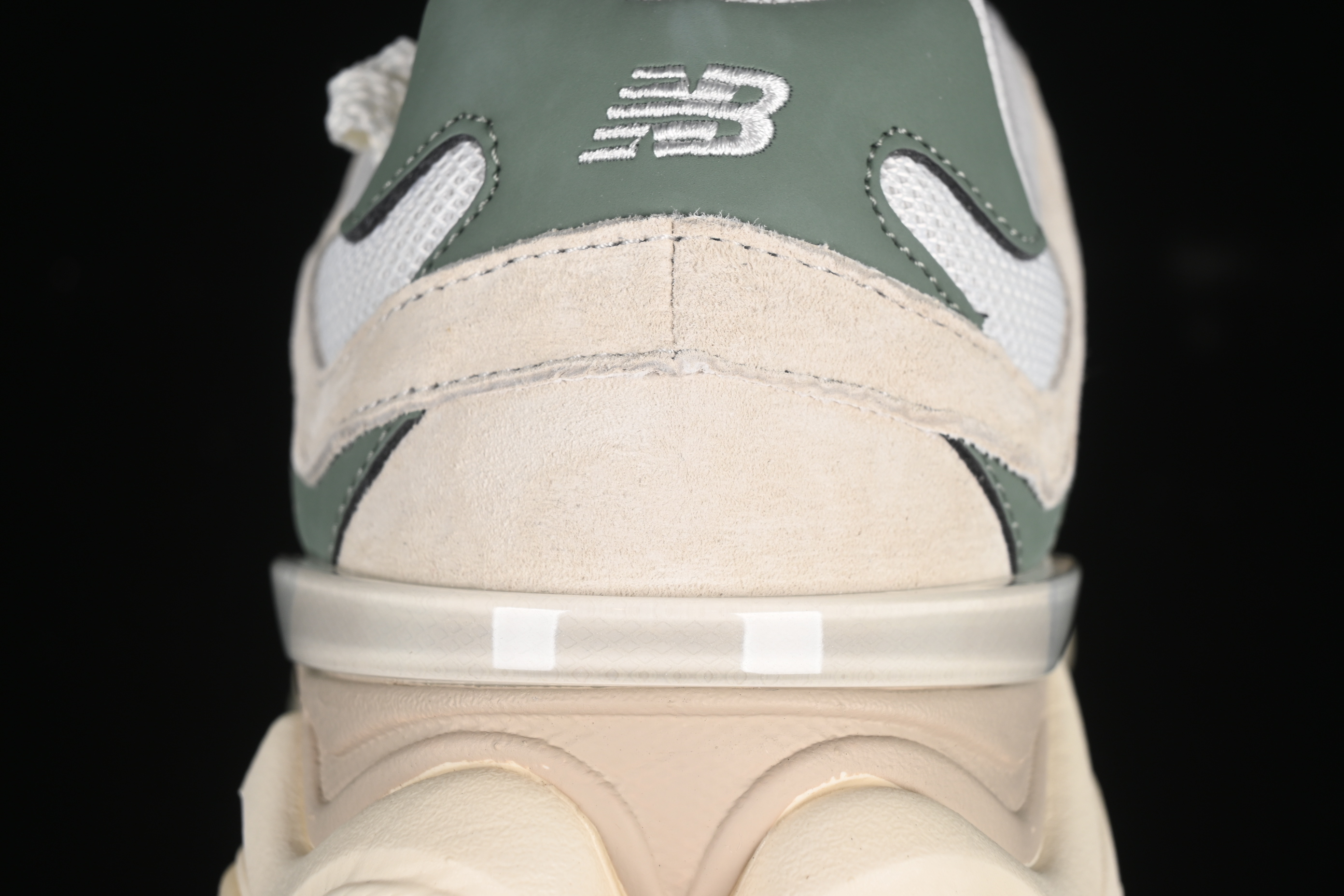 New Balance NB9060 Series Retro Casual Running Shoes with ABZORB Cushioning - U9060EEI