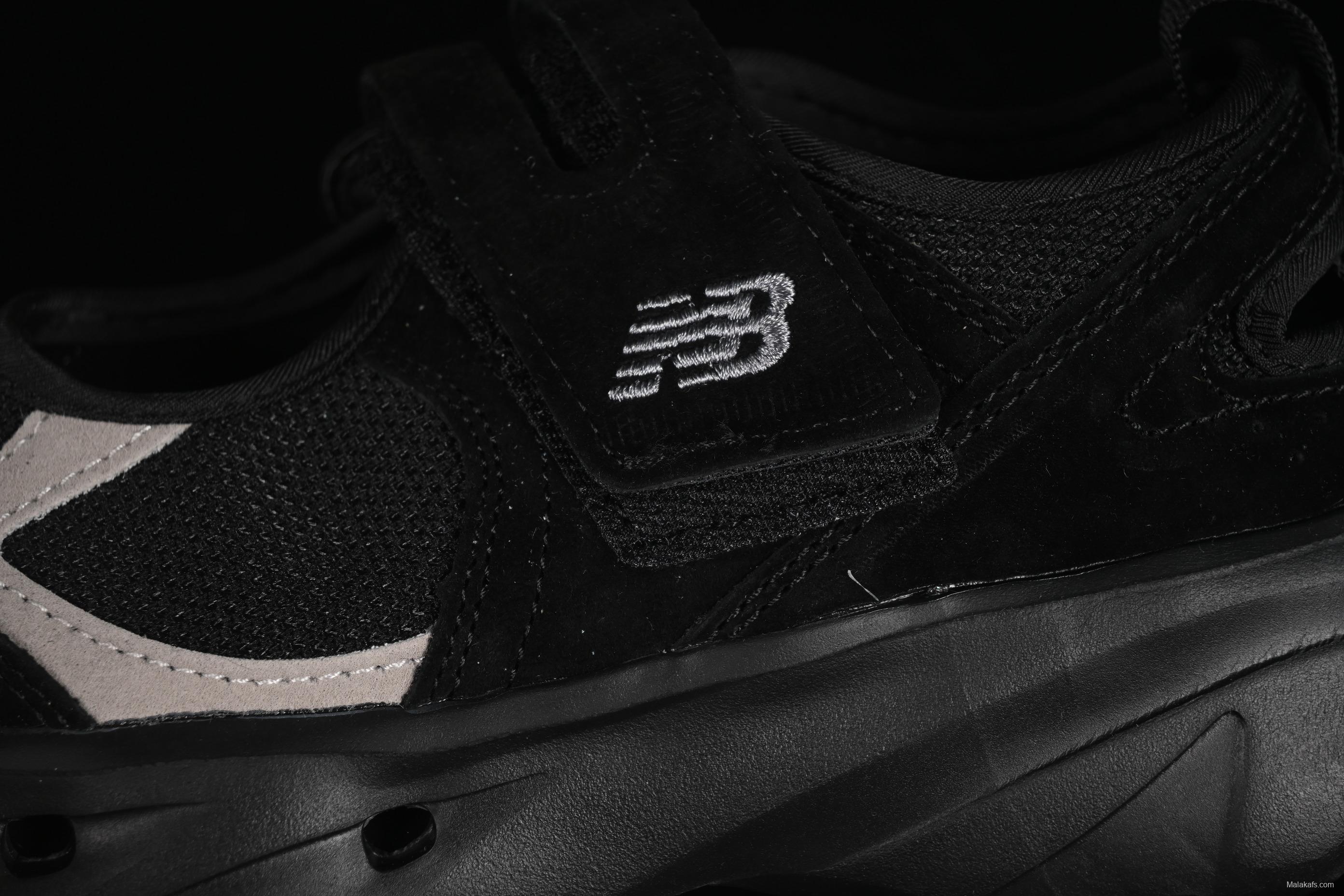 New Balance Breeze Low-Top Lifestyle Casual Shoes for Summer with Enhanced Breathability - SD2203BK