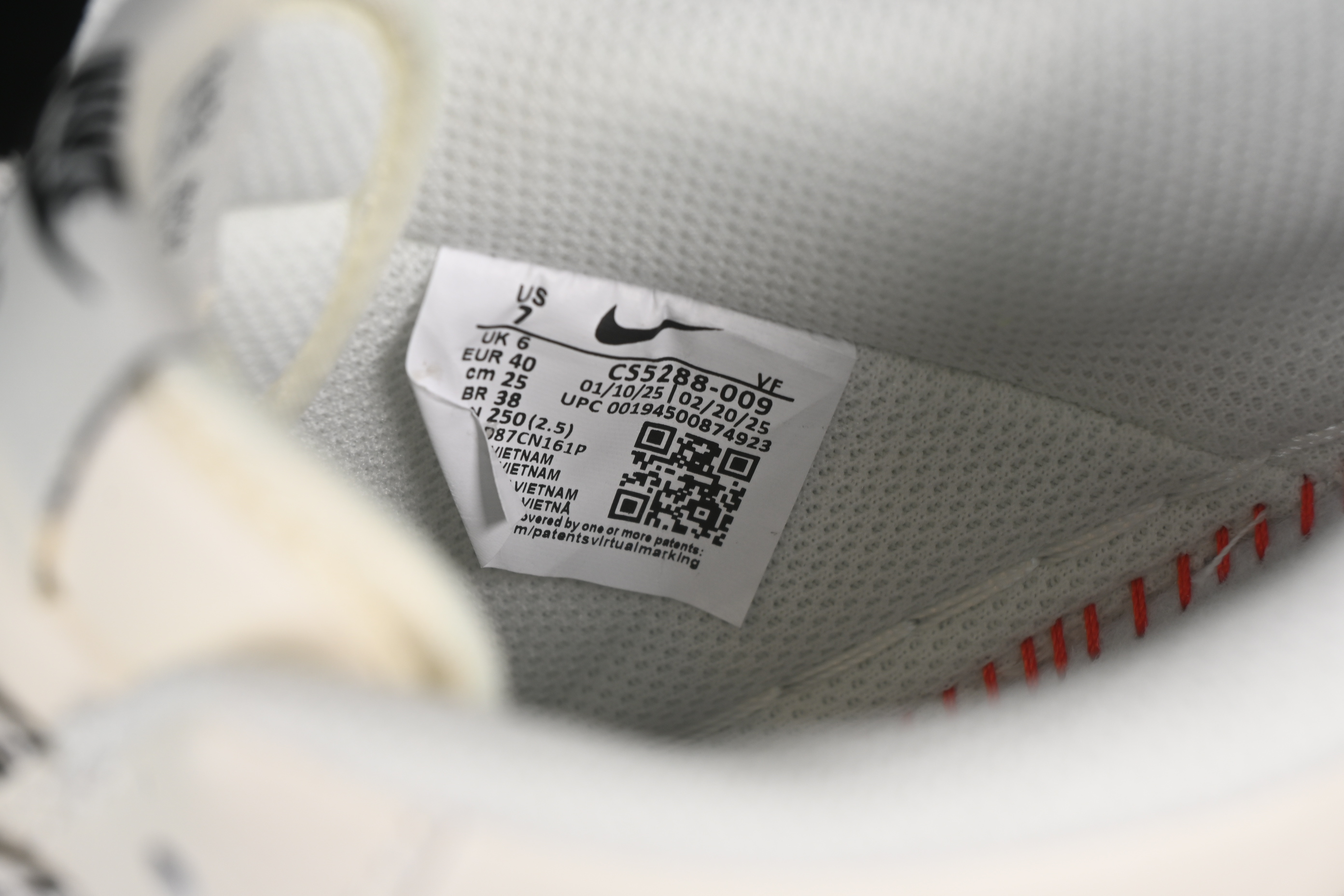 Nike Air Force 1'07 Low Gucci Collaboration Dual-Tone Mini Swoosh Casual Sneakers - CS5288-009