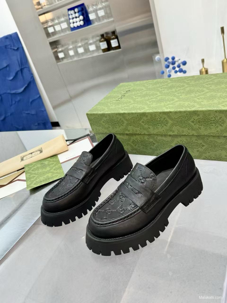 2024 Women Gucci Black Leather Loafers MJ00320