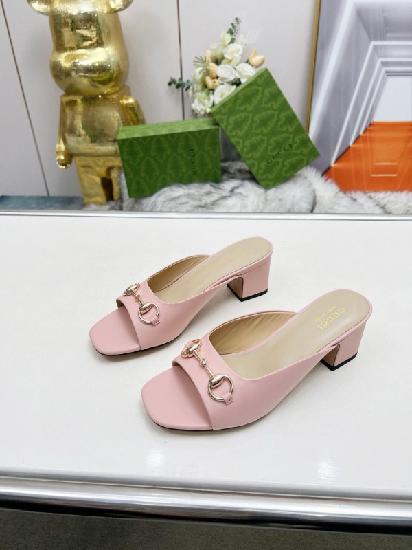 2025 Women Gucci Pink Leather Block Heel Mules MJ00180