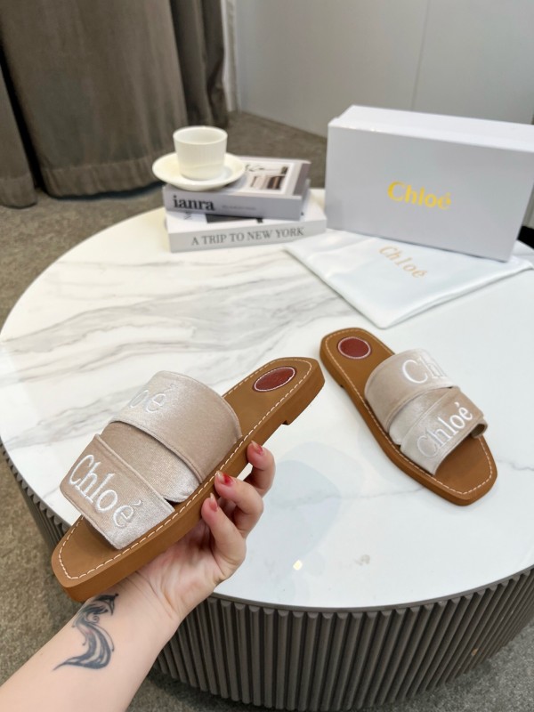 2025 Women Chloé Beige Velvet Slippers LY00200