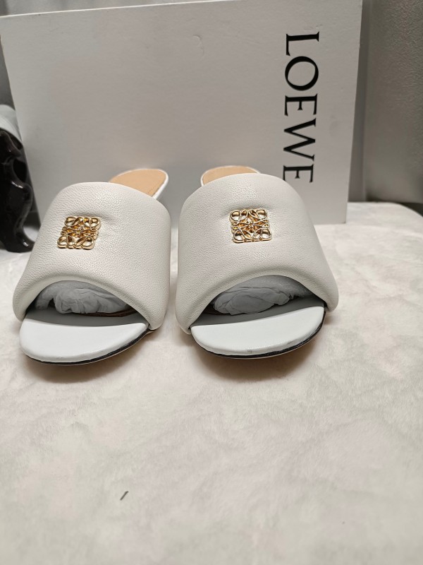 2025 Women Loewe White Leather Slide Heels LY00270