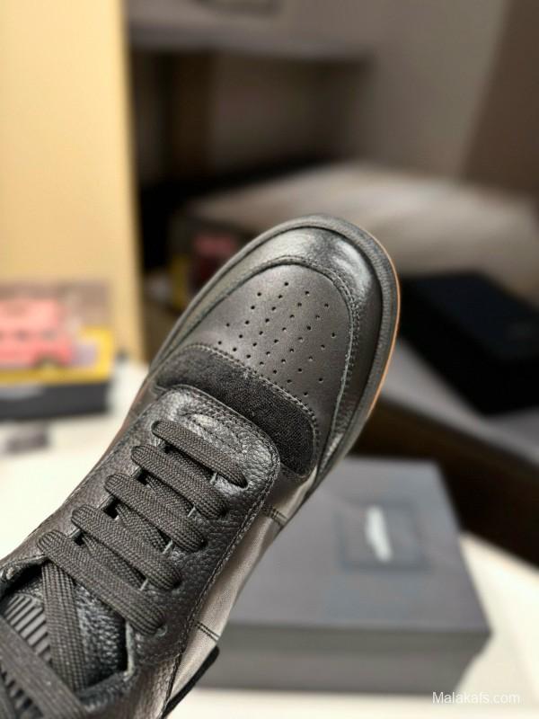 2024 Unisex Yves Saint Laurent Black Leather Sneakers Perforated Craft MJ00390