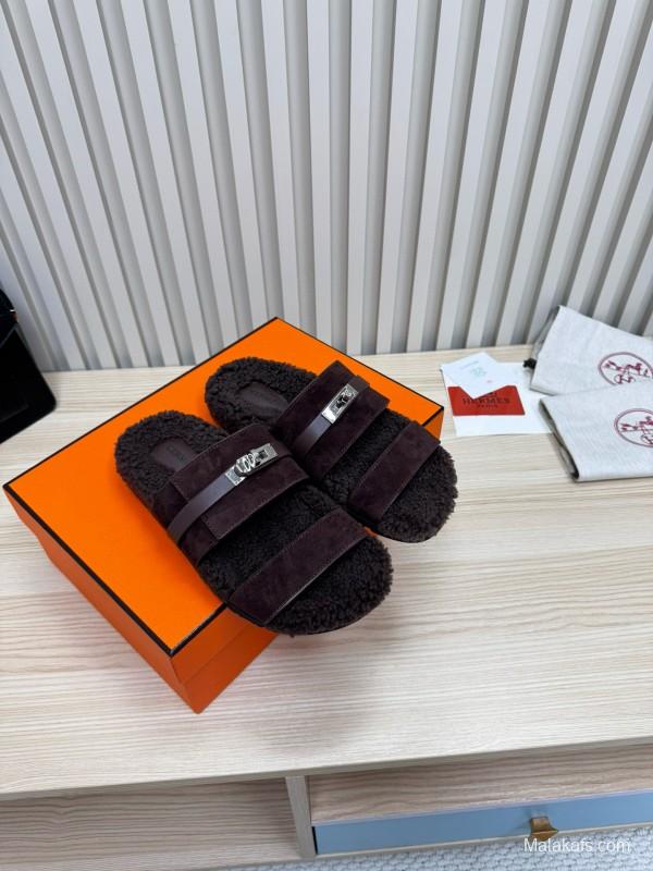 2024 Slippers Hermès Dark Brown Suede Shearling Slippers MJ00300