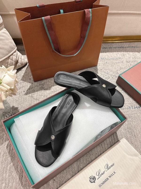 2025 Slippers LP Black Leather Slippers LY00270
