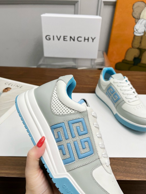 2024 Unisex Givenchy White Light Blue Silk Calf Leather Low Top Sneakers MJ00380