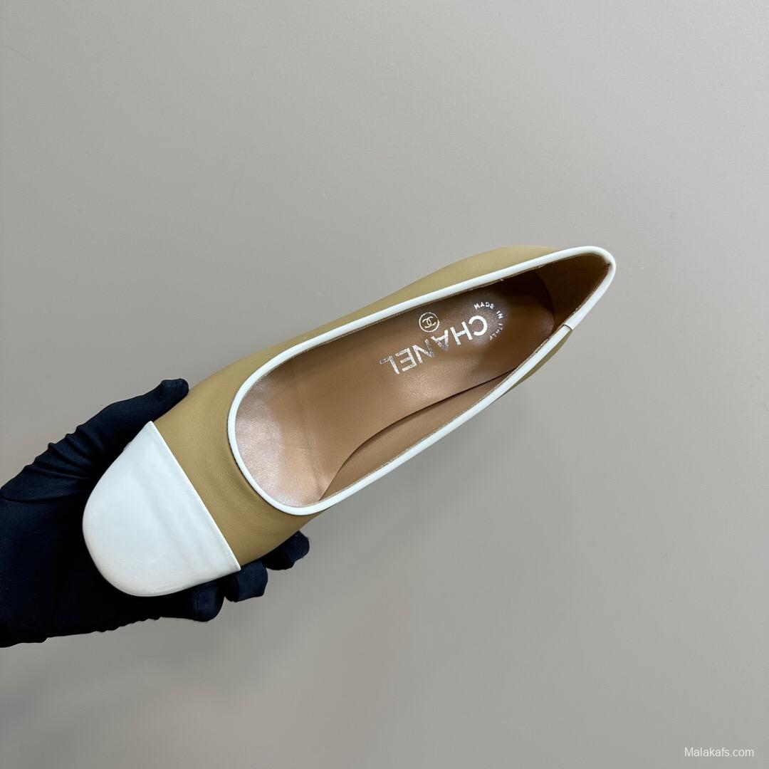 2025 Women Chanel Beige White Leather Pumps Chain Detail