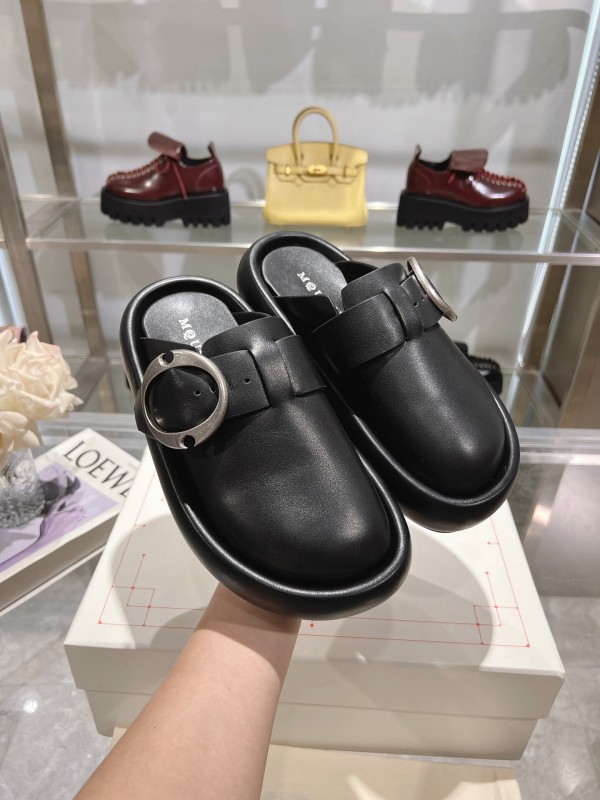 2025 Unisex Alexander McQueen Black Leather Mule Shoes Flexion Anatomical Sole KFY00300