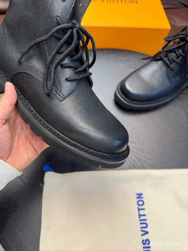 2024 Men Louis Vuitton Black Calf Leather Casual High Top MJ00440