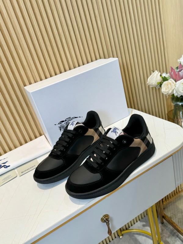 2024 Men Burberry Black Leather Sneakers MJ00320