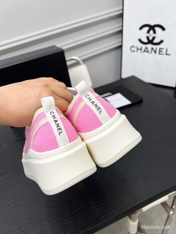 2025 Women Chanel Pink Canvas Sneakers LY00250