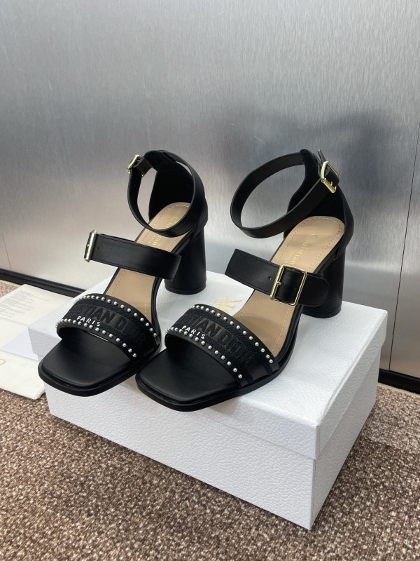 2025 Women Dior Black Leather Sandals Studded KFY00320