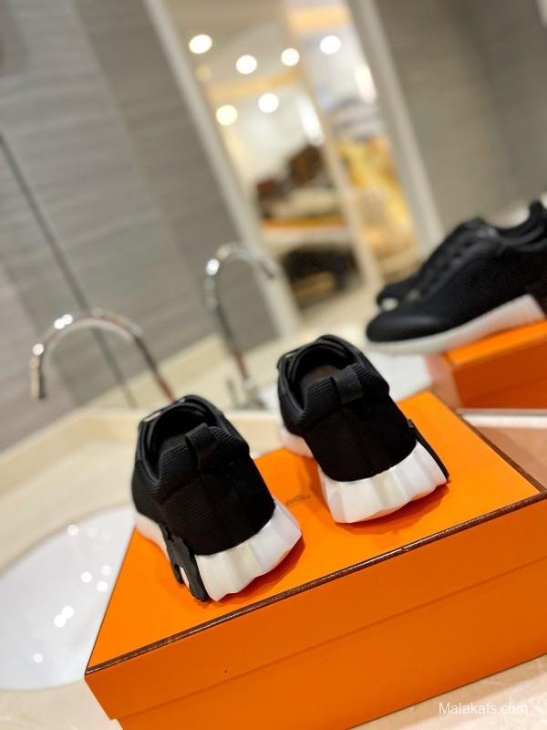 2024 Unisex Hermès Black Imported Glazed Calfskin Imported Rain Velvet Casual Sneakers MJ00320