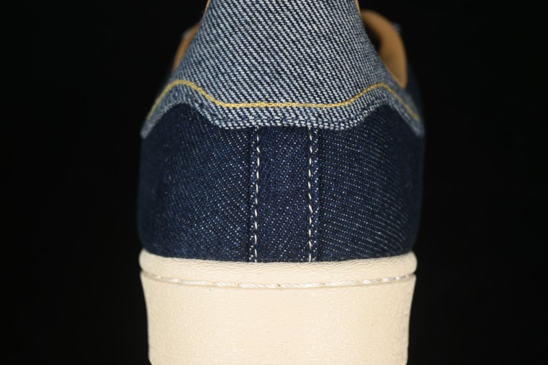 Adidas Superstar 82 Casual Sneakers with Shell Toe Design - JH5577