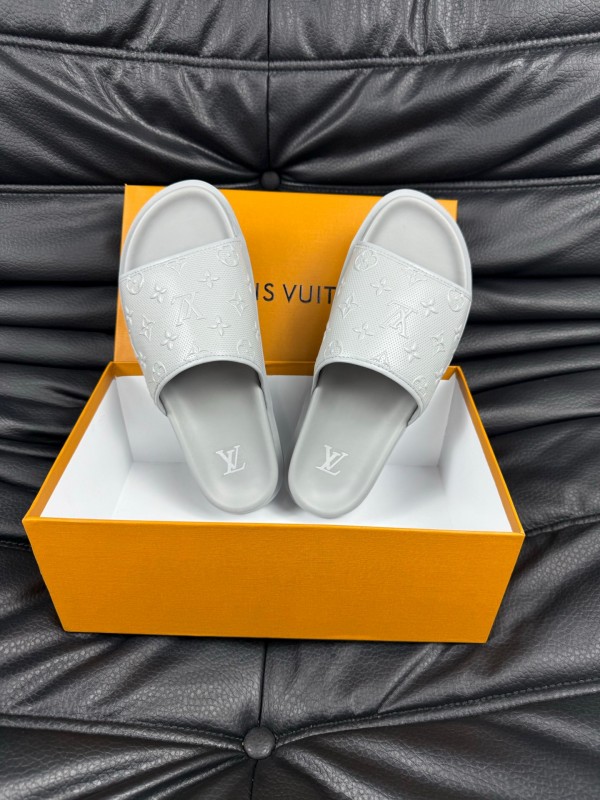 2025 Men Louis Vuitton White Leather Slippers AS00170