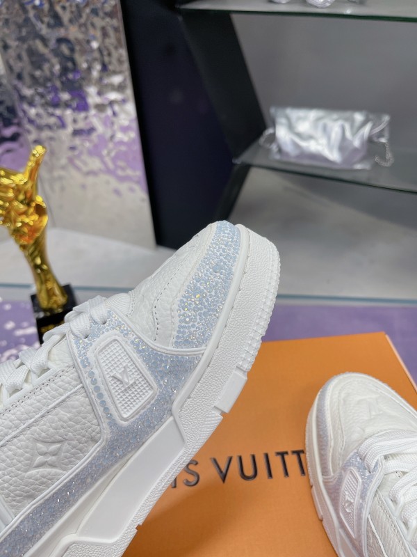 2025 Unisex Louis Vuitton White Leather Denim Trainers With Beads AS00400