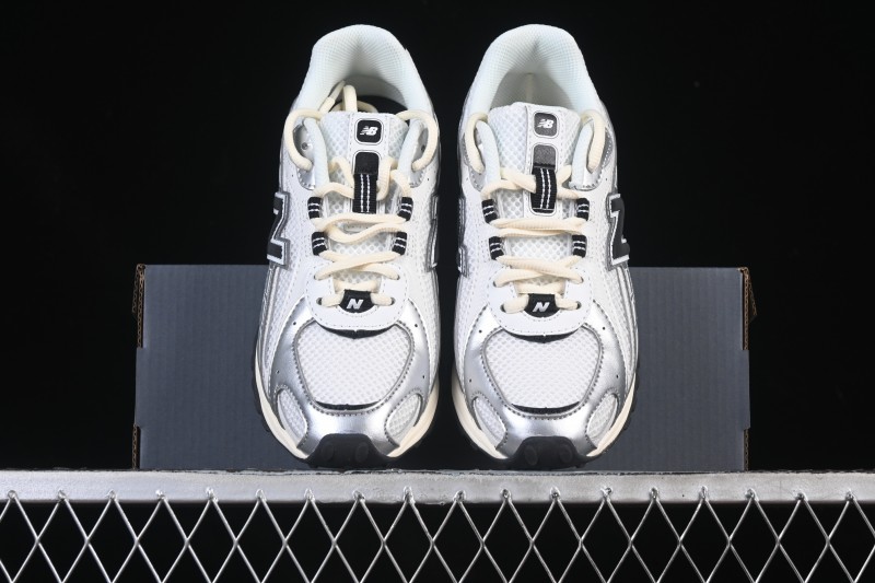 New Balance 204 Series Retro Breathable Casual Sports Running Shoes - U204LSWD