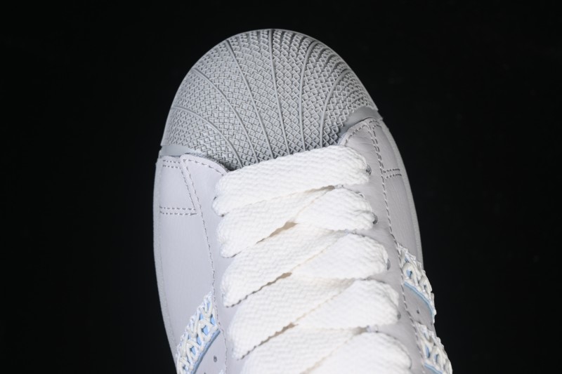 Adidas Superstar II J Casual Sneakers with Shell Toe Design - JQ8729