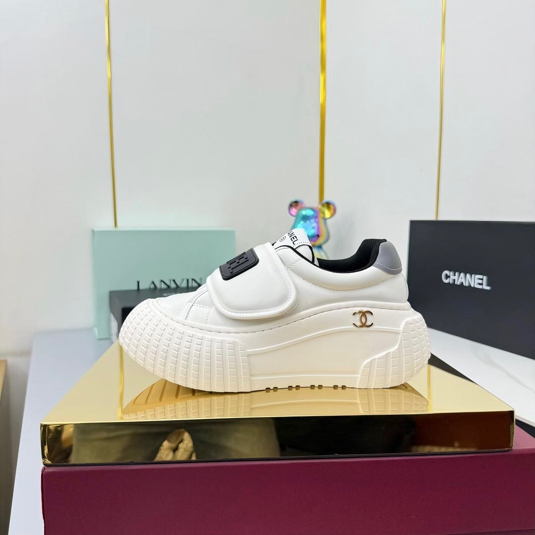 Chanel 2025/SS Panda Loafers Casual Sneakers - LY00330