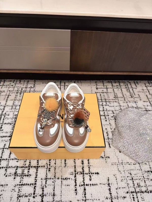 Fendi Match Series Platform Sneakers - KFY00320