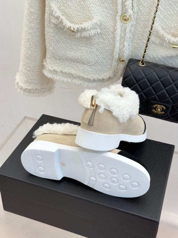 Chanel 2025/SS Double C Color-Block Shearling Snow Boots - KFY00270