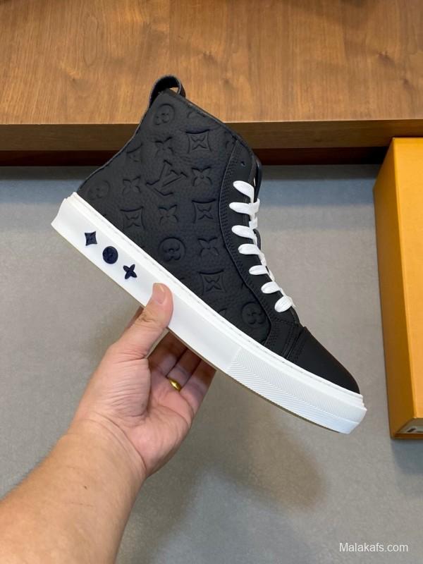 Adidas Originals Casual Sports Boots with Premium Leather Upper - KFY00460