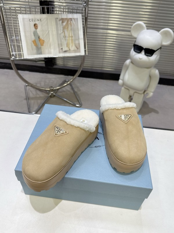 Prada 2025 SS Spring Fur Slippers with Rubber Sole - KFY00280