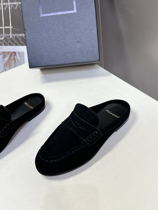 Saint Laurent Classic Loafer Mule Flats - KFY00320