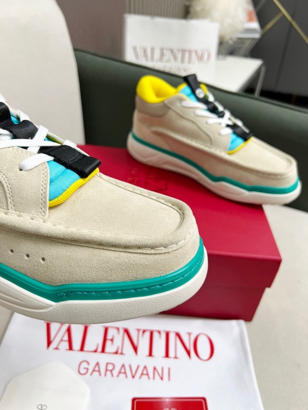 Valentino RUNBOOT Mid-Top Sneakers with Urban Casual Design - AS00380